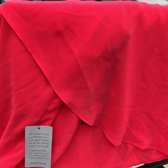 Vince Camuto Hot pink chiffon cape cocktail dress - Picture 9 of 13